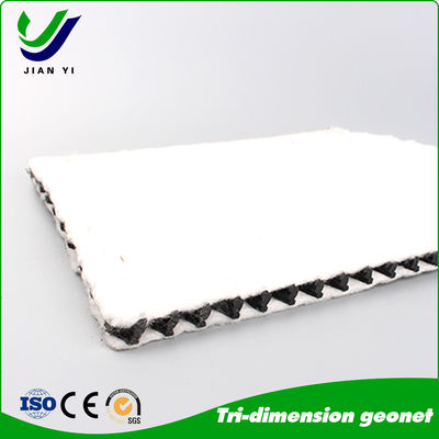ความแข็งแรงในการดึงสูง ≥16kN/m ทนต่อ UV 3D ผสมระบายน้ํา Geonet ทนต่อสารเคมี