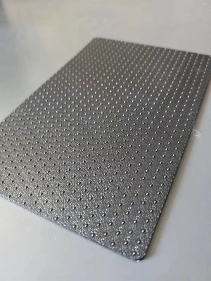 กระบวนการผลิตที่ก้าวหน้าของ HDPE Textured Geomembrane สําหรับวิศวกรรมสิ่งแวดล้อม