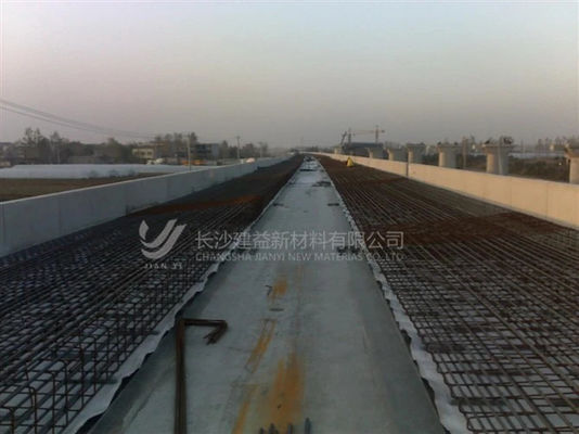 0.3-3.0 มิลลิเมตร ความหนา HDPE ผนังพื้นดินเรียบ หนาสําหรับที่เก็บขยะ การจัดการน้ําเหมืองแร่ ความกว้าง 1m-9m ความยาว 30-100m