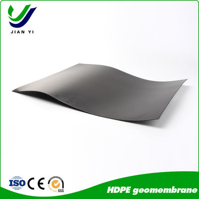 HDPE ทนทาน Geomembrane เรียบเรียบสําหรับโครงการป้องกันการรั่วซึมทะเลสาบประดิษฐ์ ความแข็งแรงในการแตก 20-80N / mm การยืดหยุ่นในการแตก 700%