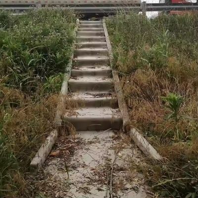 ผ้าคลุมซีเมนต์ทนต่อการกัดกร่อนสำหรับรางระบายน้ำอุตสาหกรรม - แผ่นซับในสำหรับงานหนักกว้าง 4 เมตร